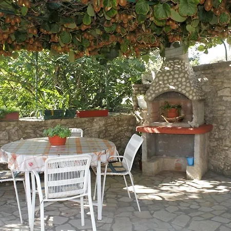 Semesterbostad House With A Parking Space Kanfanar, Istria - Sredisnja Istra - 7276